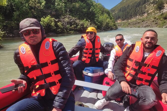 2-Hours Shared Wild Vjosa Jet Adventure - What the guide and small group add