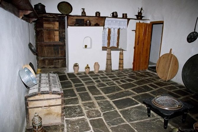 Berat Walking Tour - Why this Berat tour works well as a first introduction