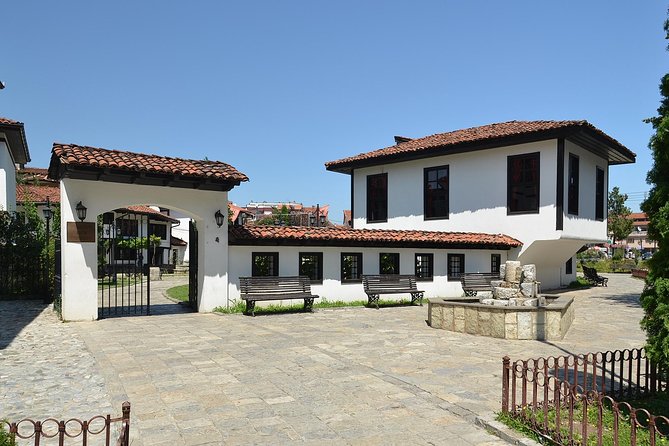 Best of Kosovo Day Tour - Pristina & Prizren from Tirana & Durres - Lunch and the value of a flexible schedule