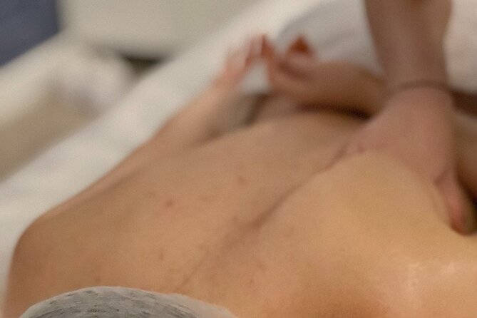Body Massage - Coffee, tea, snacks, and detox water afterward