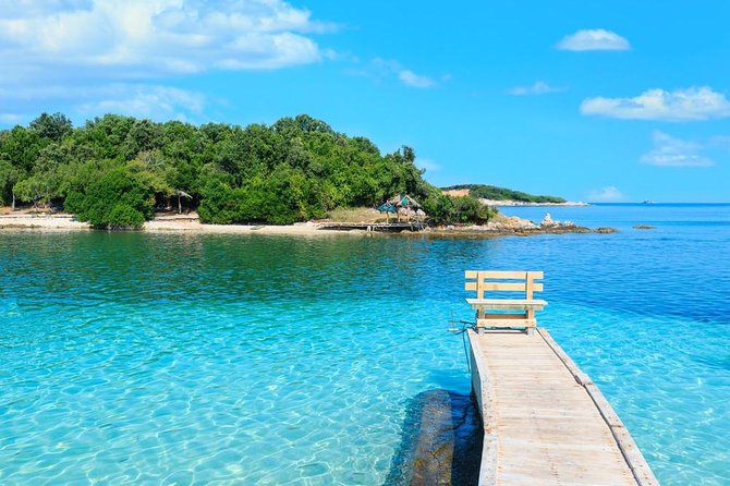 Butrint, Ksamil, Blue Eye, Lekuresi Castle. All-in-one daytrip. - Who should book this Saranda day trip?