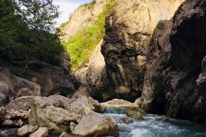 Cave of Pellumbas, Canyons & Castles hiking tour includes lunch - The guide and the small-group format