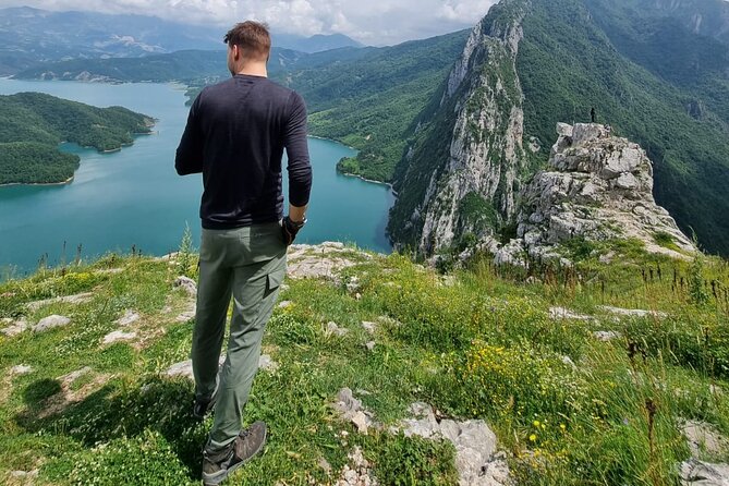 Hiking to Gamti, Bovilla Lake and Kruja Day Trip from Tirana - Lunch and the drive toward Kruja