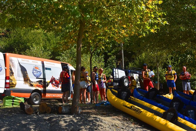 Kayaking in Berat,Tomori Lake & Jeep Safari -ARG - The hike through Tomorr’s mountain scenery