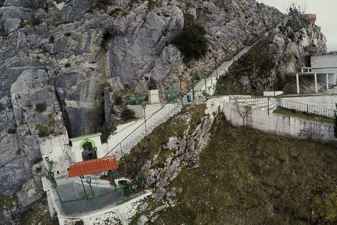 Kruje - Day Tour by ADRIATIK TOURS LLC - The Skanderbeg Museum in 30 focused minutes