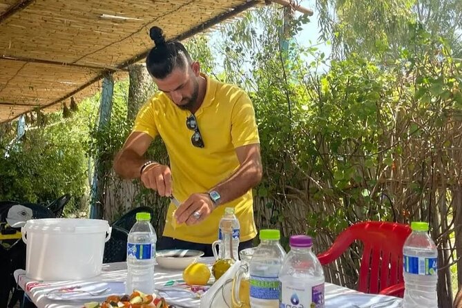 Ksamil: Mussel Sailing Tour with Food and Drink in Albania - Sailing to the mussel beds