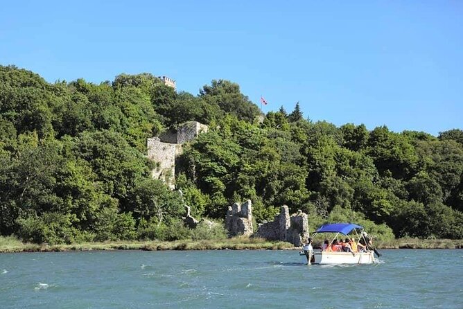 Ksamil: Mussel Sailing Tour with Food and Drink in Albania - Kalivoi and the lakeside meal