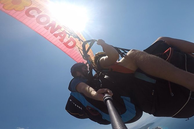 Paragliding in Vlore - Taking off above Vlorë from Shashice