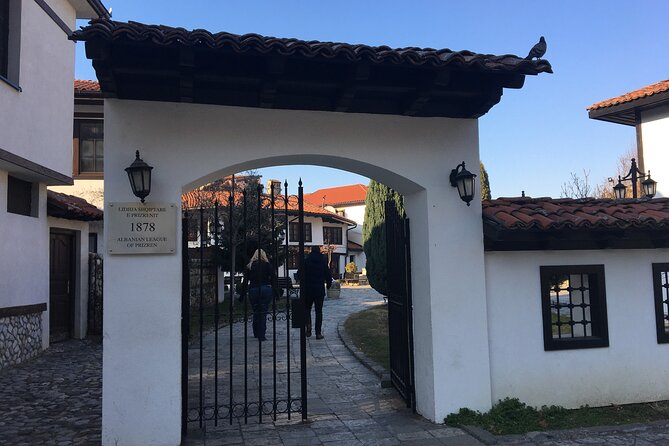 Prizren, Kosovo Day tour from Tirana - What the guiding style adds