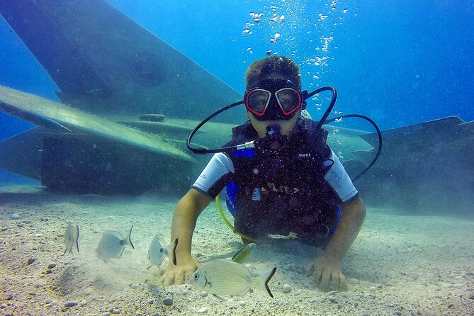 Scuba Diving in MIG-21 wreck - Why this works for first-time participants