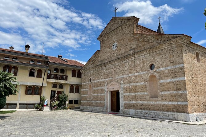 The Pretty Prizren (Kosovo) - from Tirana - A short stop in Rubik on the return