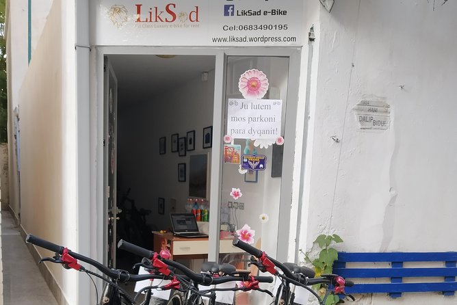 Tirana Day Tour with Electric Bikes - A three-hour pace that works for a first look