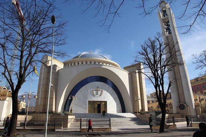 Tirana Sightseeing Walking Tour - What the private format changes