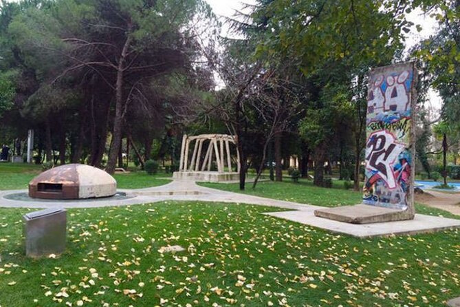 Tour a Piedi di Tirana - Starting at Skanderbeg Square and Et’hem Bej Mosque