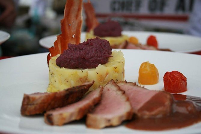 Traditional Albanian and Mediterranean Dinner - Why this dinner is a good introduction to Albania