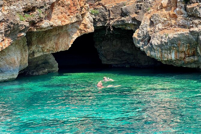 Vlore: Dafina Bay and Haxhi Ali Cave Private Speedboat Tour - Timing, meeting point, and comfort