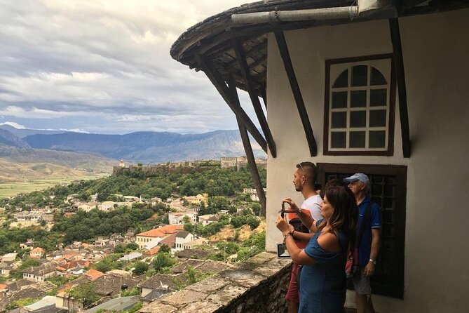 Walking Tour Baazar – The Argjiro Castle – Zekate house - Who will get the most from this walk
