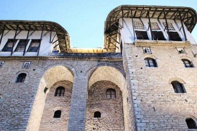 Walking Tour Baazar – The Argjiro Castle – Zekate house - Spending an hour inside Gjirokastra Castle